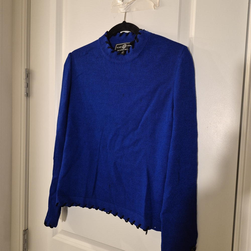 St. John Collection Blue Crew Neck Sweater